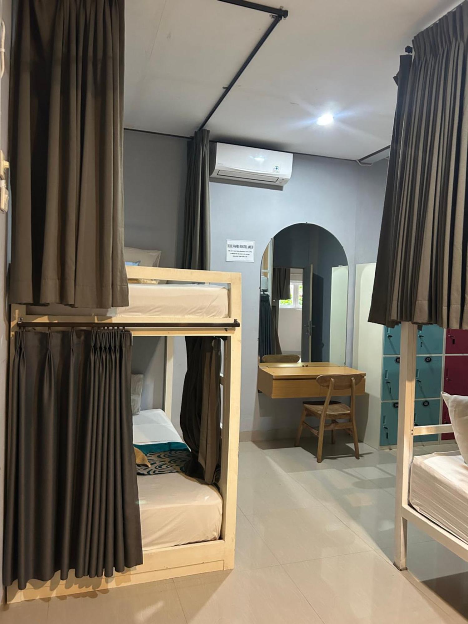 Blue Waves Hostel Amed Ambat Екстериор снимка